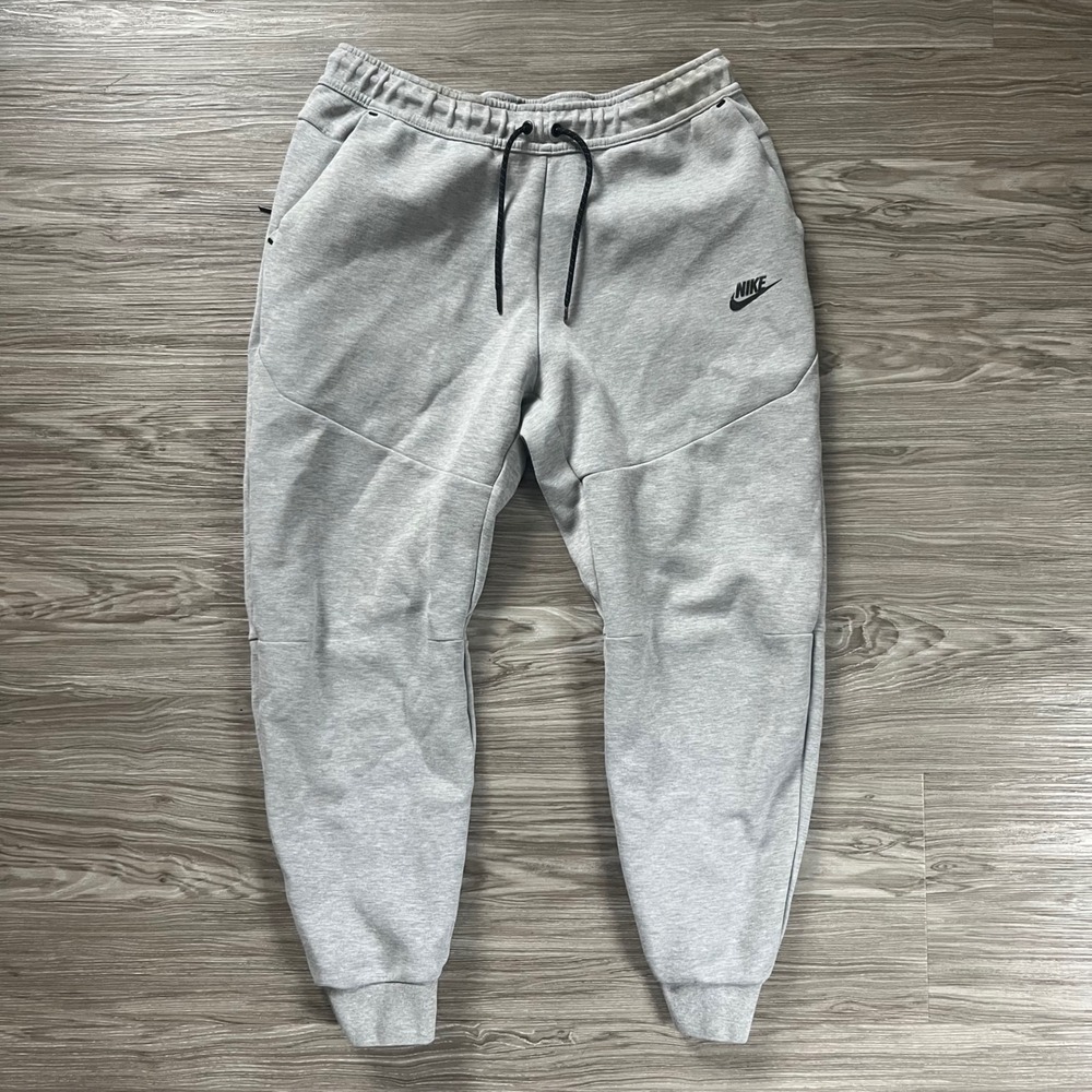 Nike Tech Fleece Joggers Mens Large Dark Grey Heather CU4495-063 Sweatpants